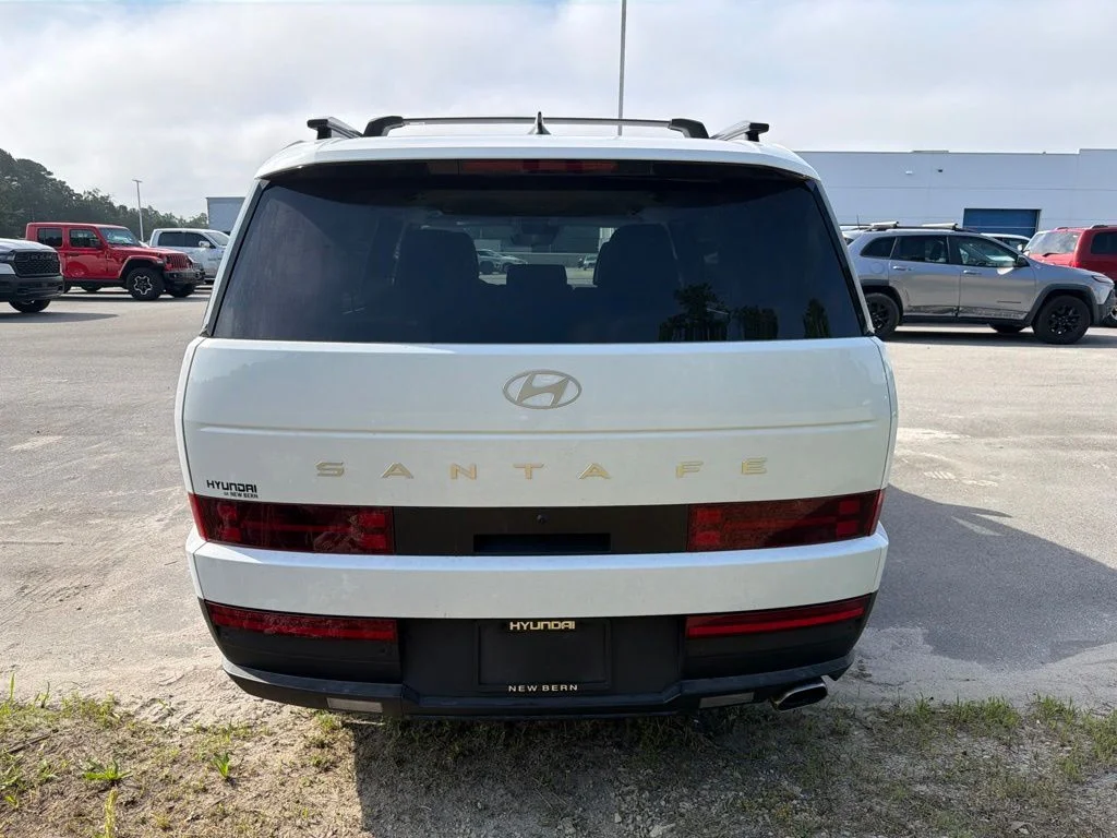 Used 2026 White Hyundai SEL image 4