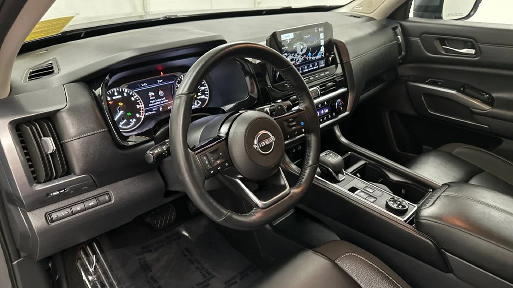 Used 2023 Gray Nissan SL image 24