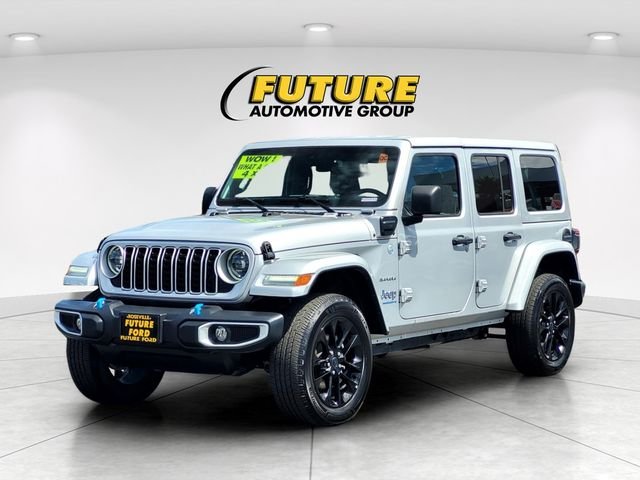 Used 2024 Silver Jeep Sahara 4xe image 8