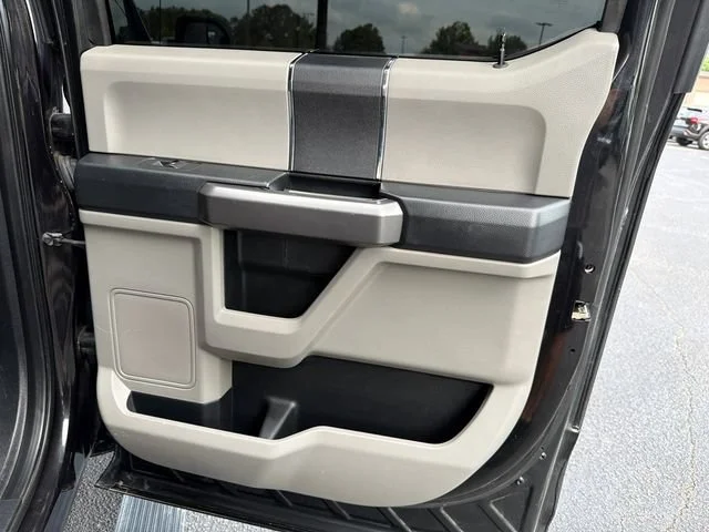 Used 2020 Black Ford XL image 16