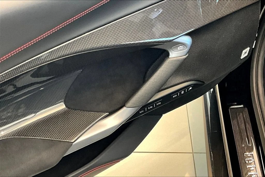 Used 2022 Nero Ferrari  image 30