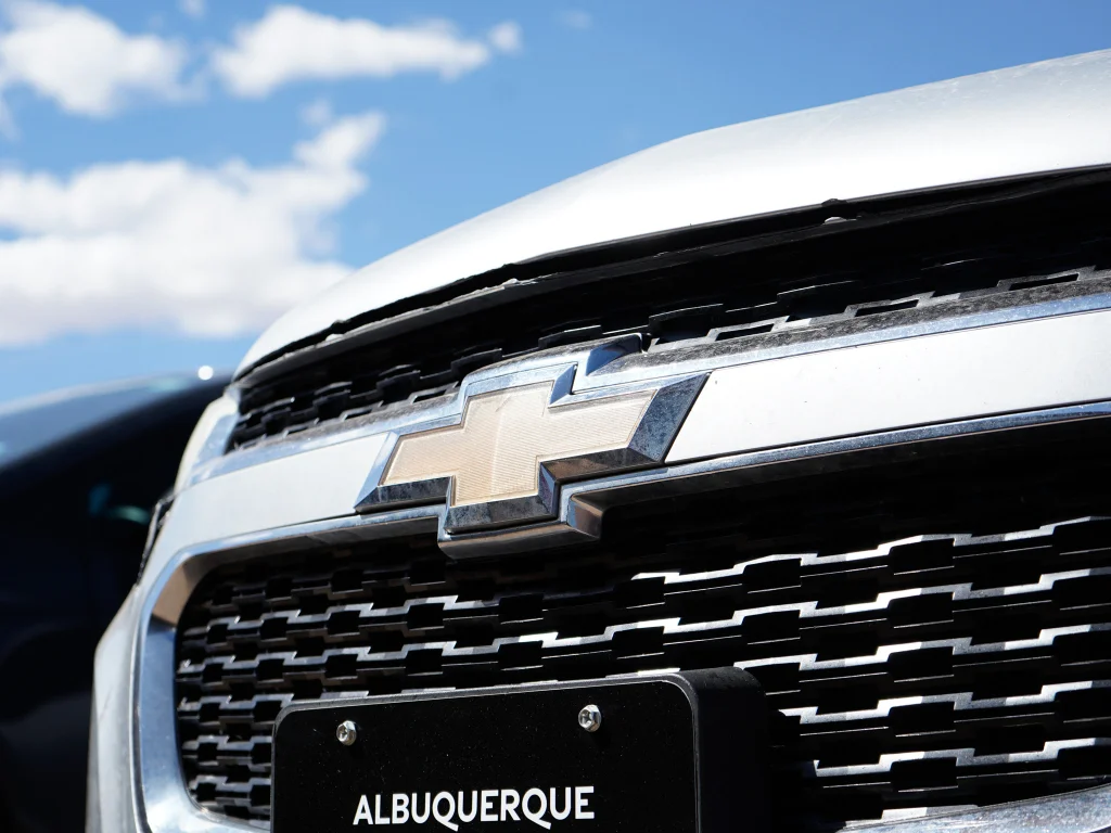 Used 2015 Silver Ice Metallic Chevrolet LTZ image 3