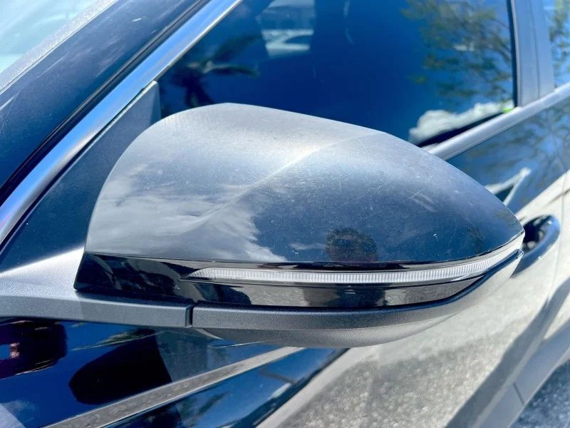 Used 2022 Black Hyundai SEL image 12