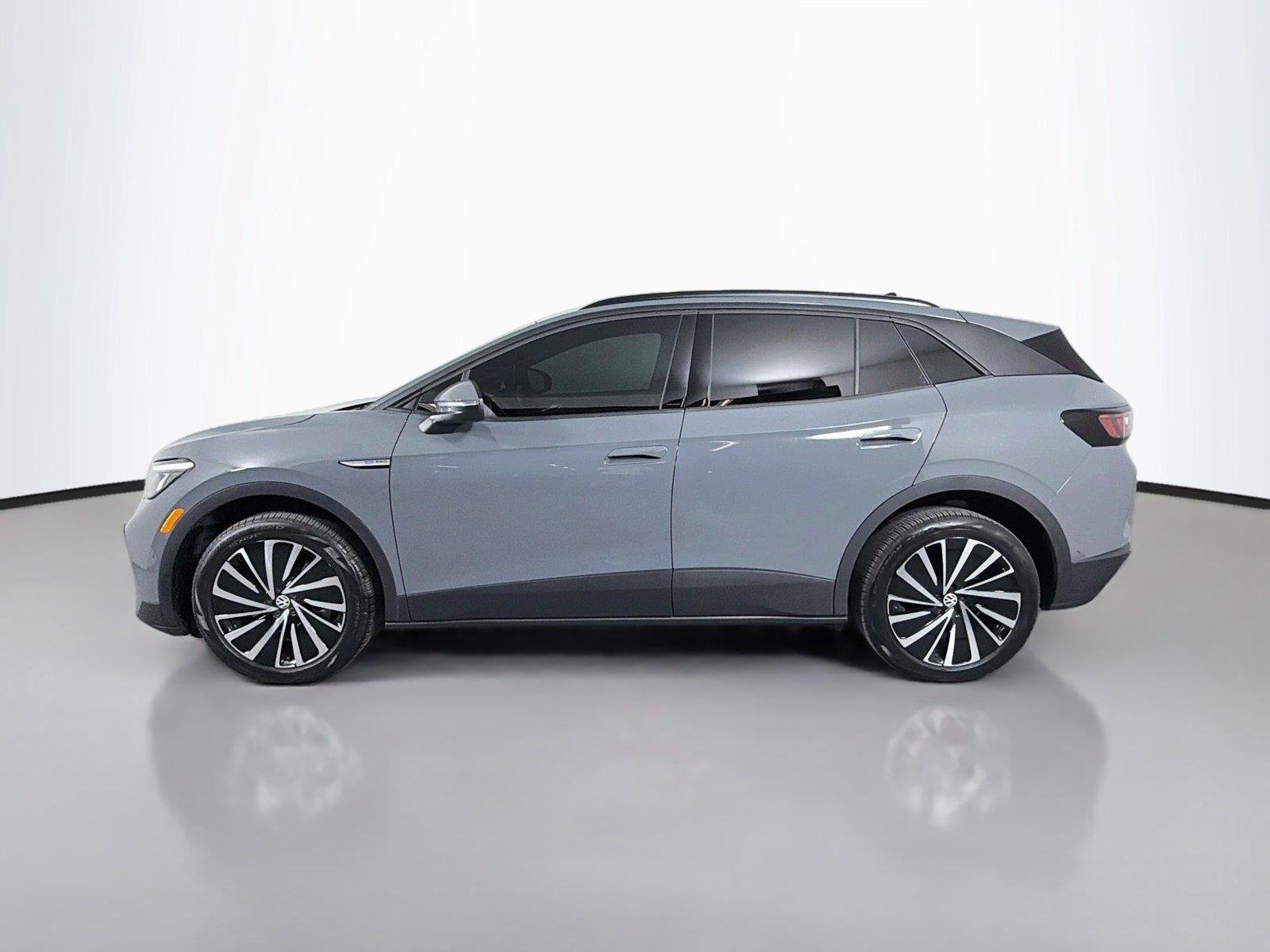 Certified Used 2025 Pure Gray Volkswagen Pro image 8