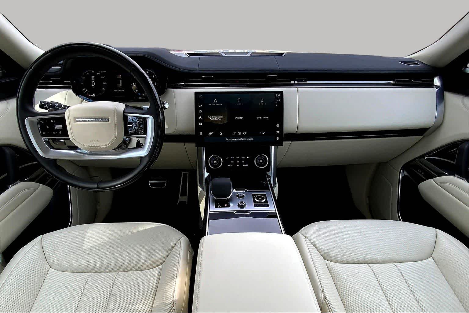 Used 2023 Fuji White Land Rover SE image 14