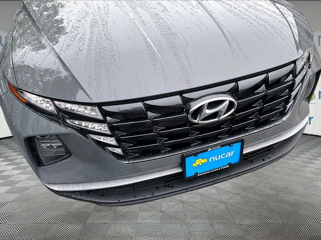 Used 2024 Hampton Gray Hyundai SEL image 31