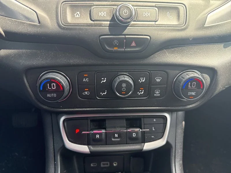 Used 2022 Black GMC SLE image 16