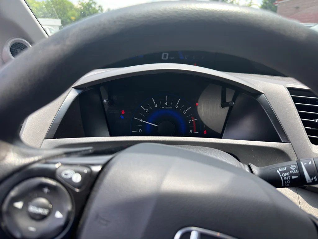 Used 2012 Dyno Blue Pearl Honda EX image 11