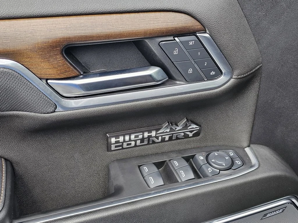 Used 2025 Sterling Gray Metallic Chevrolet High Country image 16