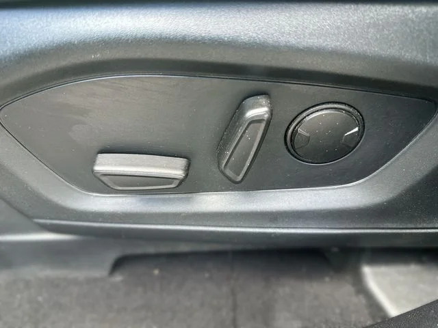 Used 2020 Red Ford XLT image 13