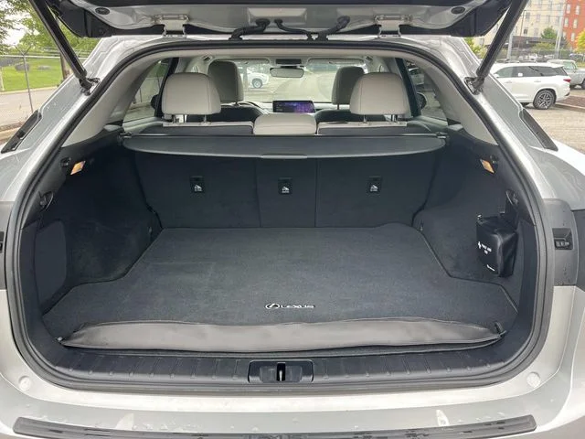 Used 2019 Silver Lexus 350 image 22