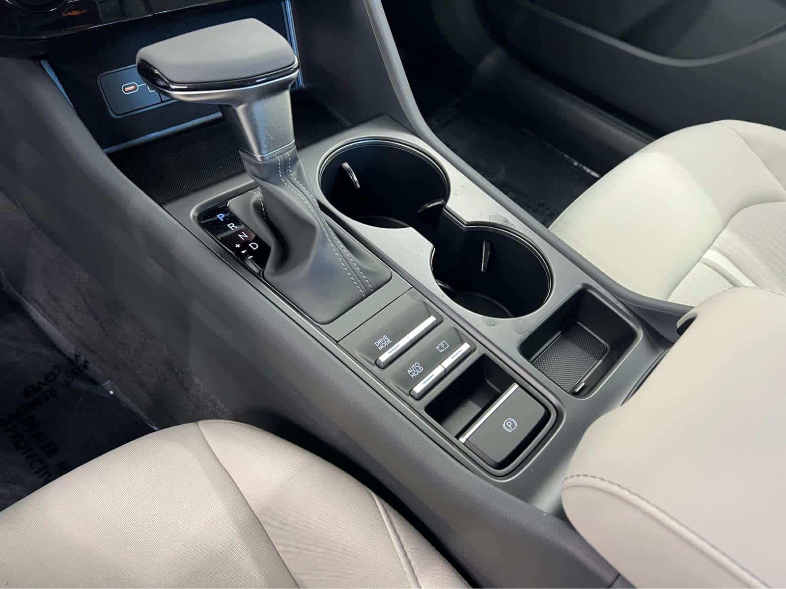 2025 Hyundai Sonata SE - Photo 6