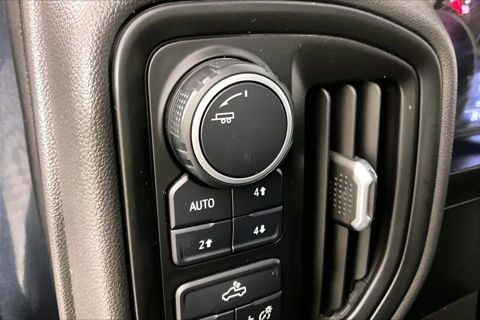 Used 2020 SHADOW GRAY METALLIC Chevrolet Custom Trail Boss image 29