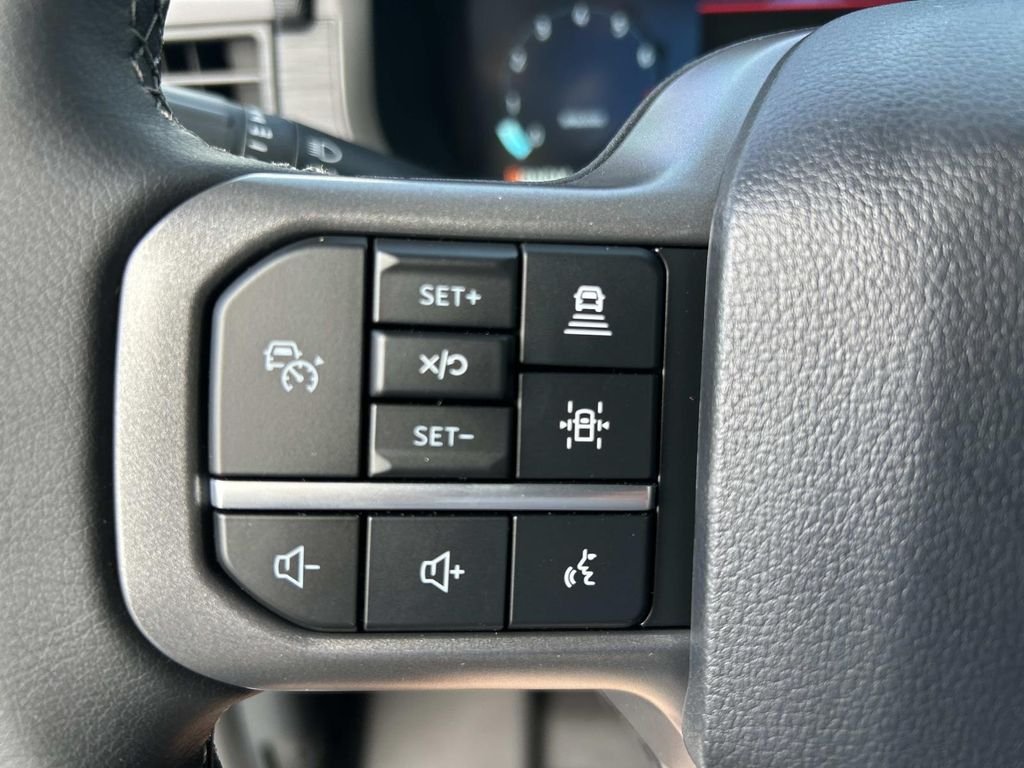 Certified Used 2026 Oxford White Ford XLT image 31