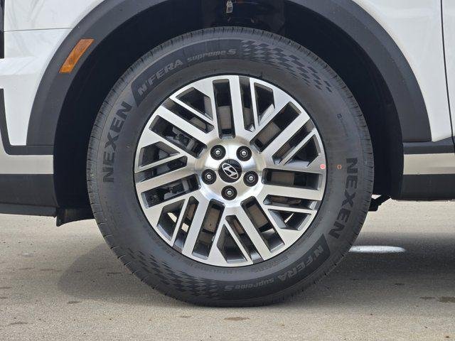New 2026 White Hyundai SEL FWD image 29