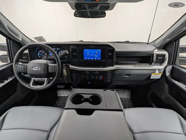 New 2026 Oxford White Ford F-350® XL image 35