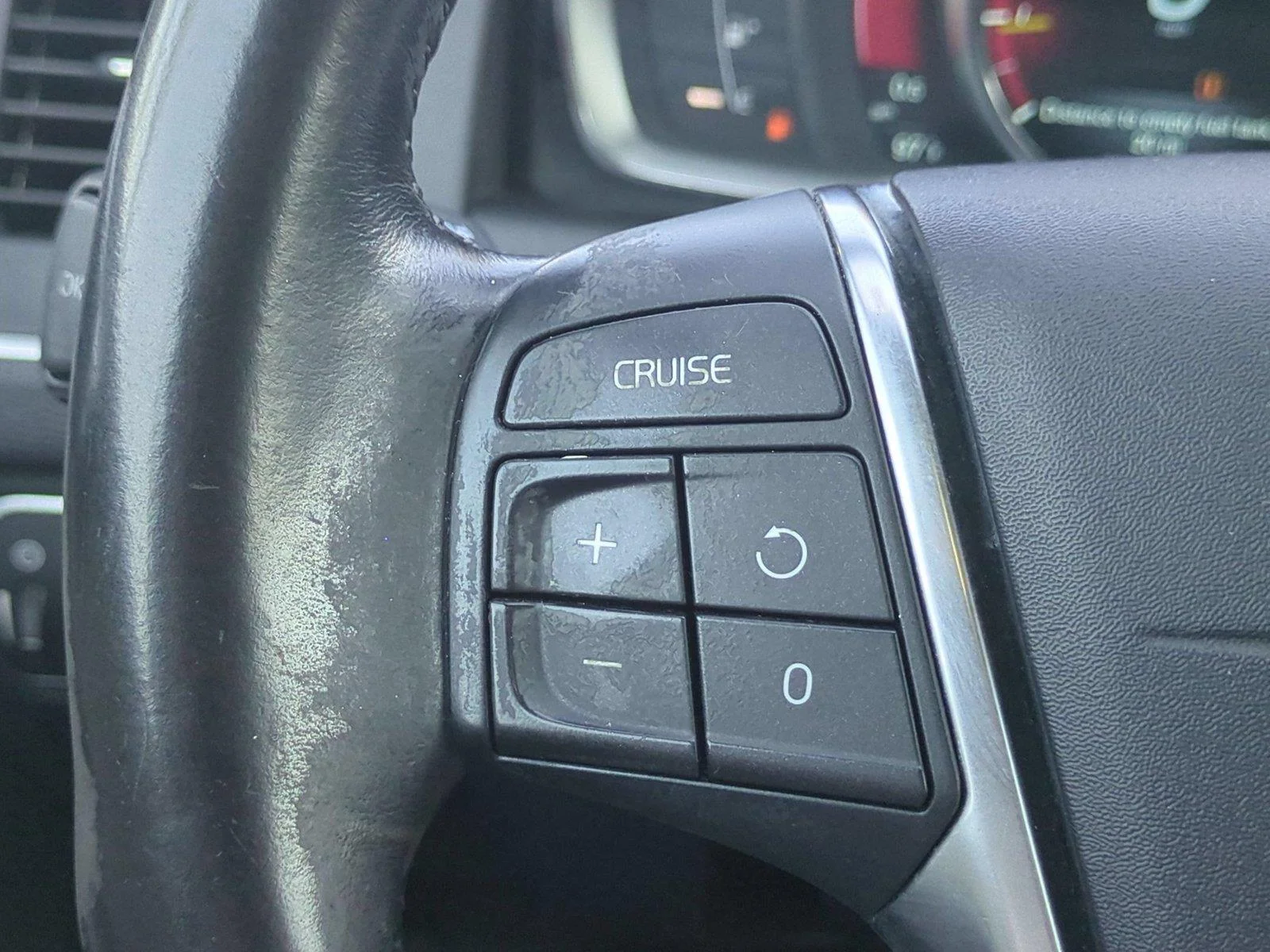 Used 2015 Ice White Volvo T5 Drive-E Premier image 19