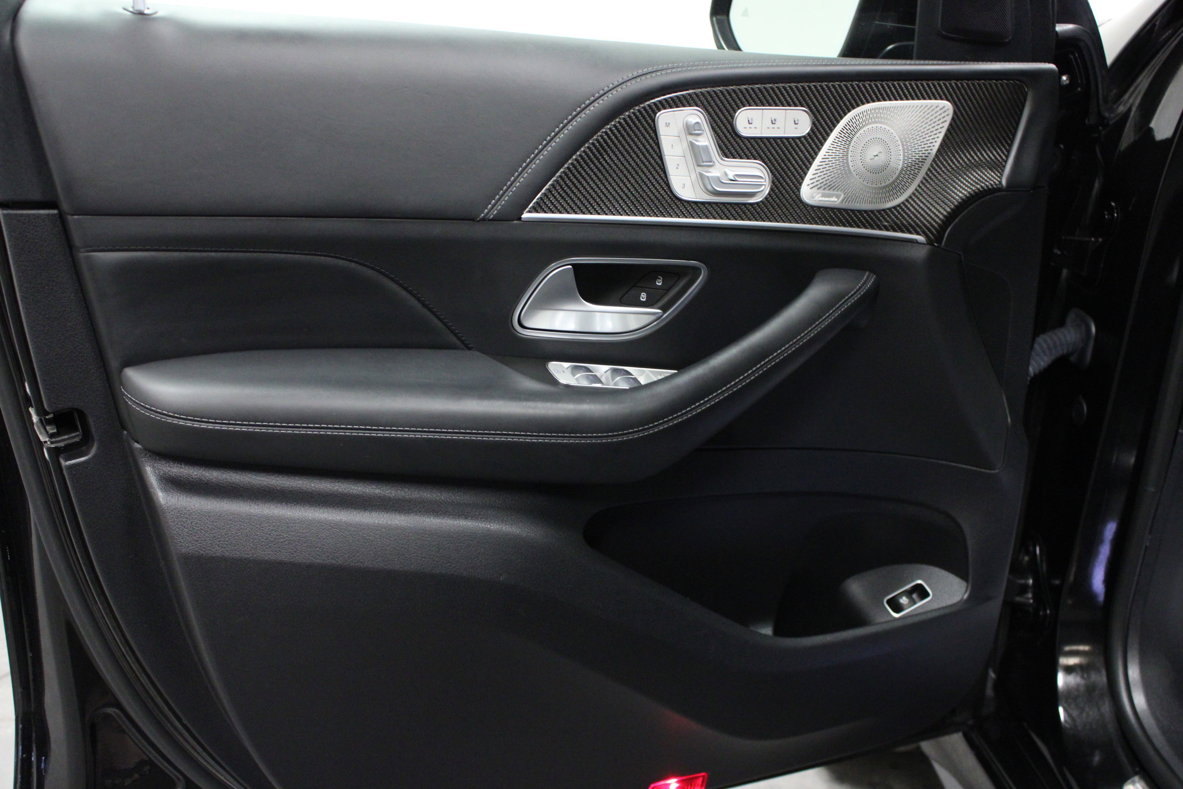 Used 2022 Obsidian Black Metallic Mercedes-Benz GLE 53 AMG® image 11