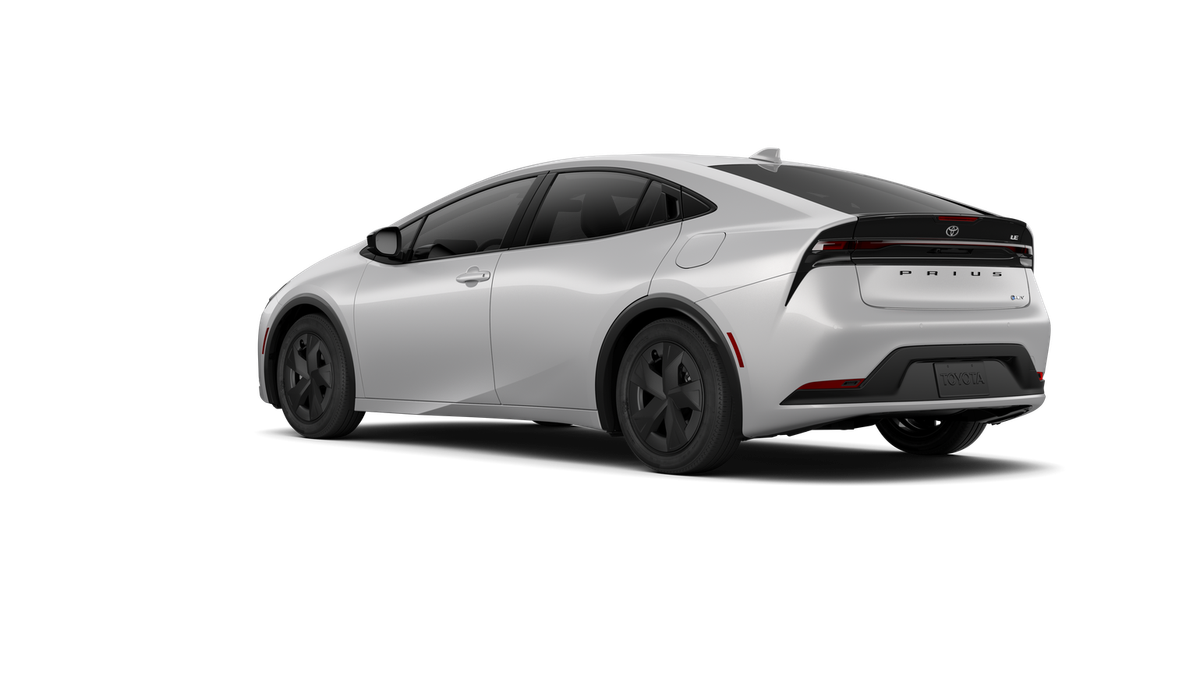 New 2027 Cutting Edge Toyota LE image 6