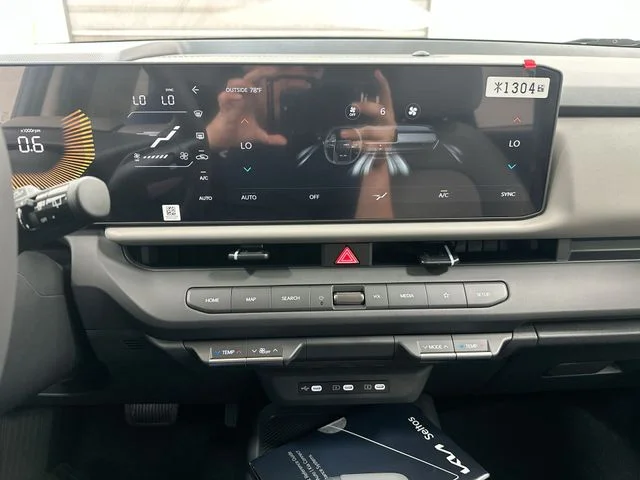 New 2027 Blue Kia EX image 17