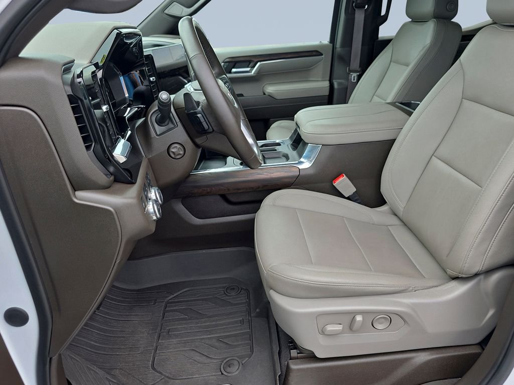 2023 GMC Sierra 1500 SLT - Photo 11