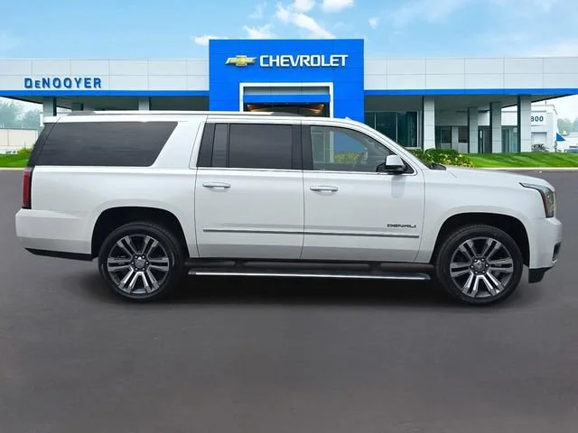 Used 2018 WHITE FROST TRICOAT GMC Denali image 6