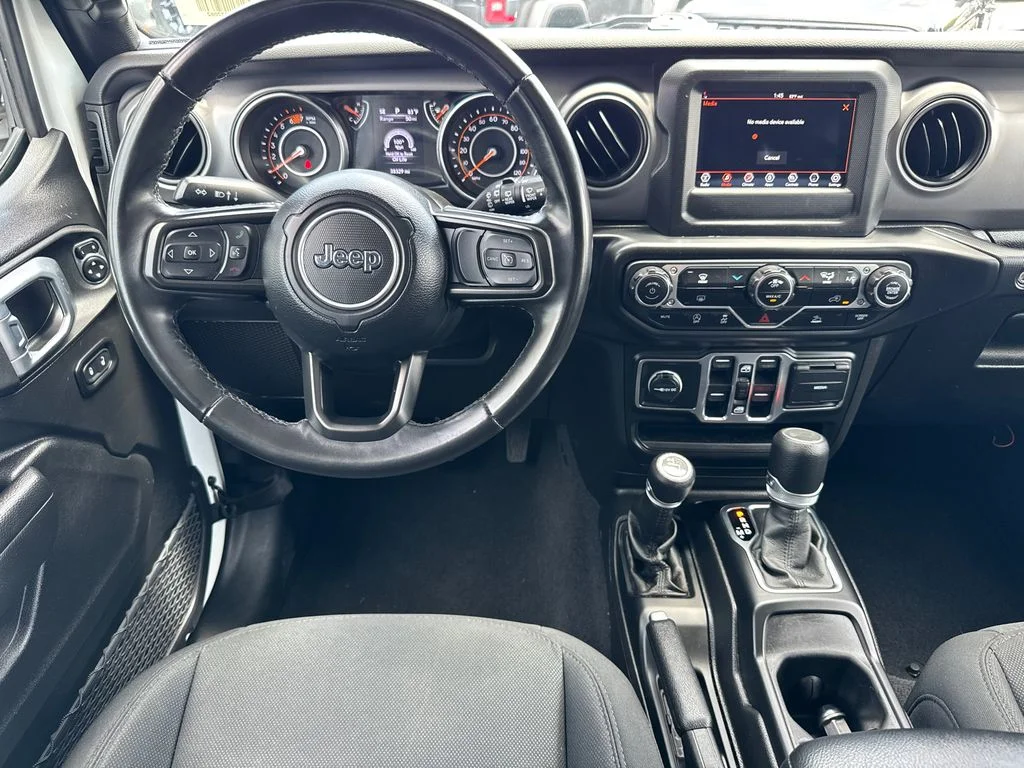 Used 2022 White Jeep Unlimited Willys image 21