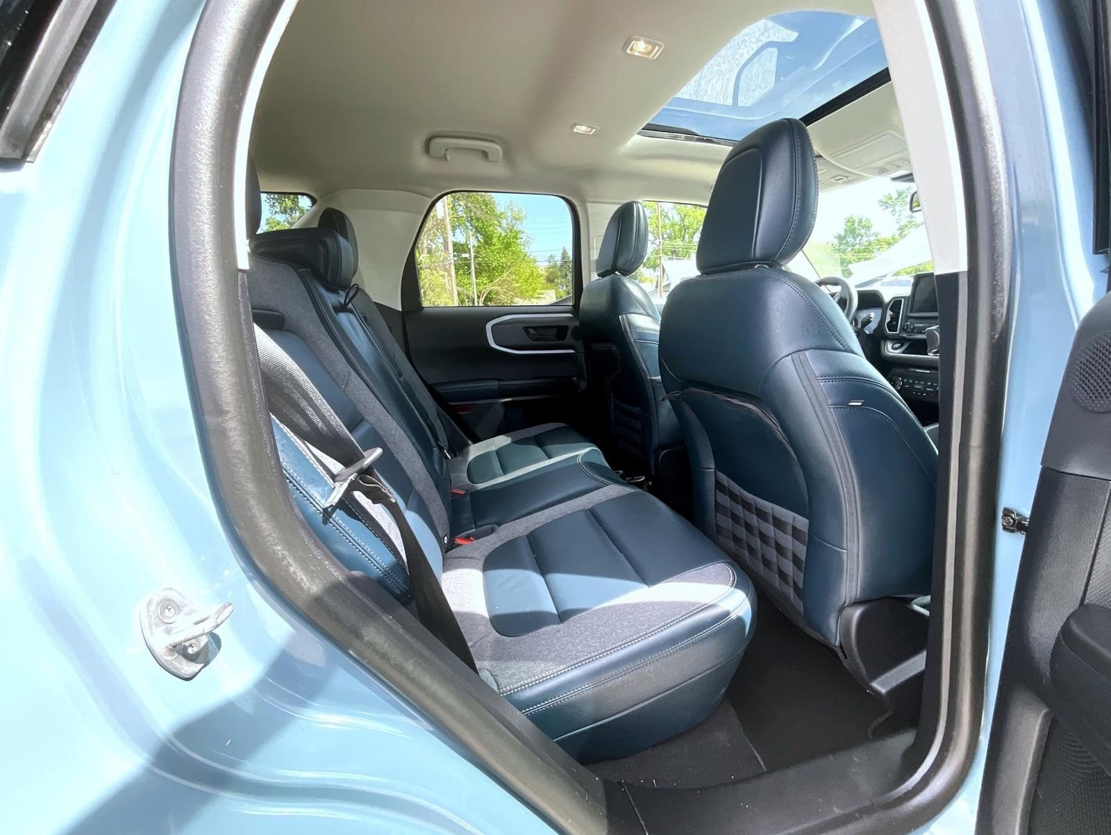 Used 2023 Blue Ford Outer Banks image 21