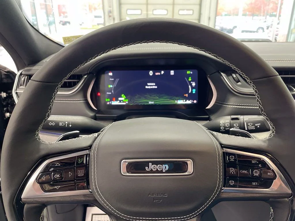 Used 2024 Black Jeep Overland 4xe image 16