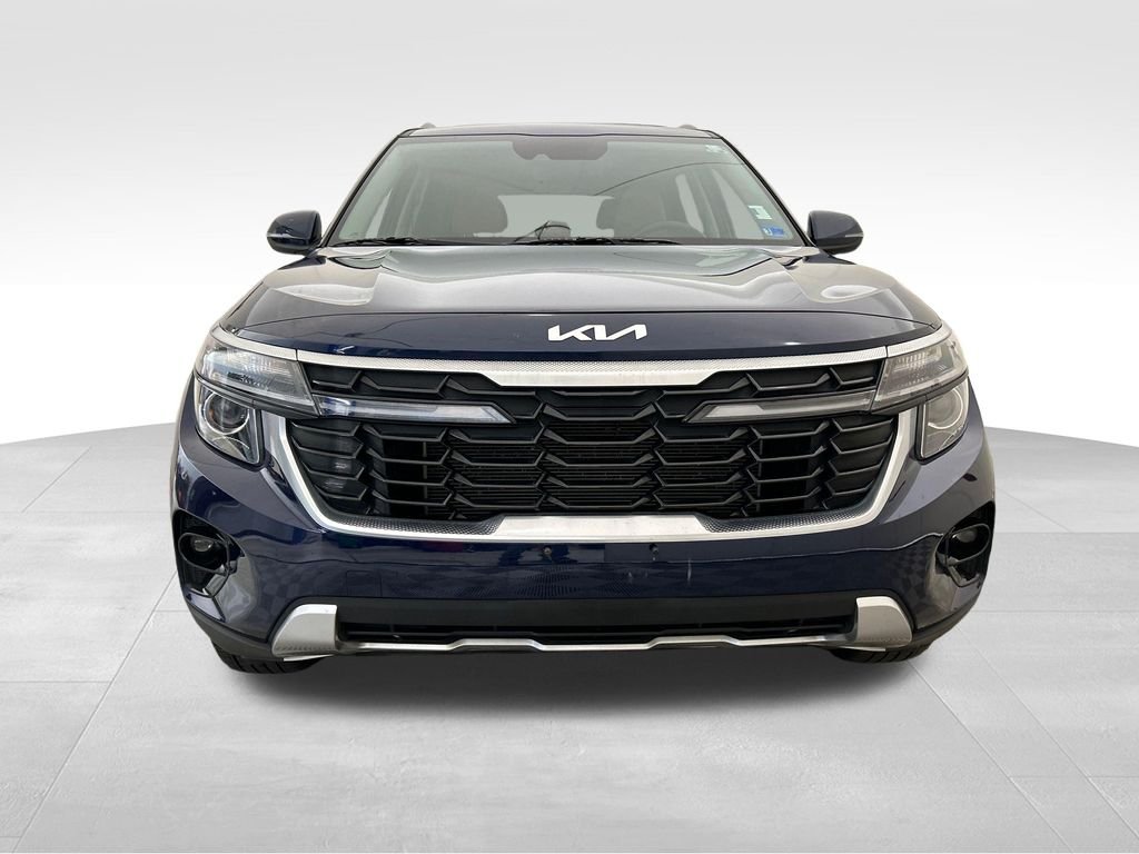 Used 2024 Blue Kia EX image 9