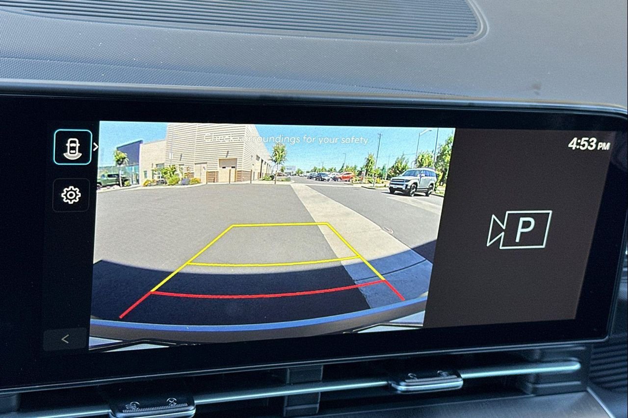 New 2026 White Hyundai SEL Premium AWD image 18