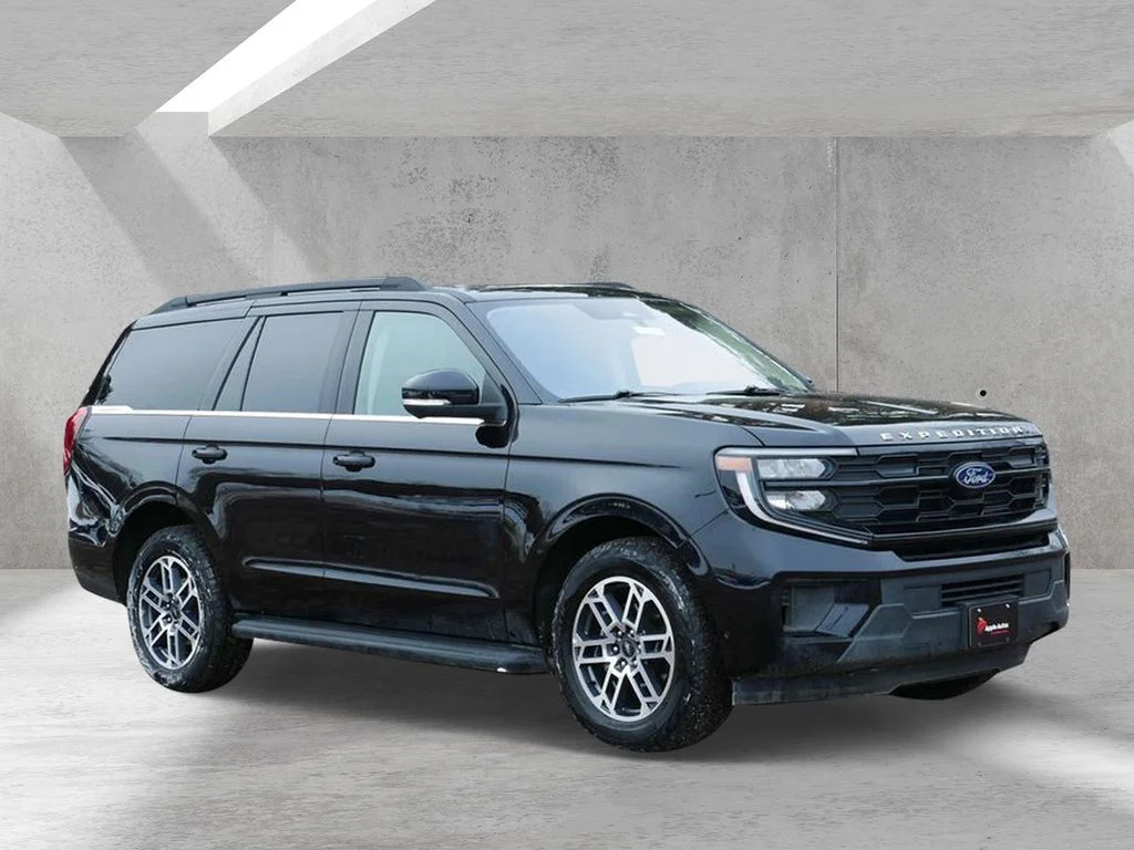 2025 Ford Expedition Active 4x4's photo