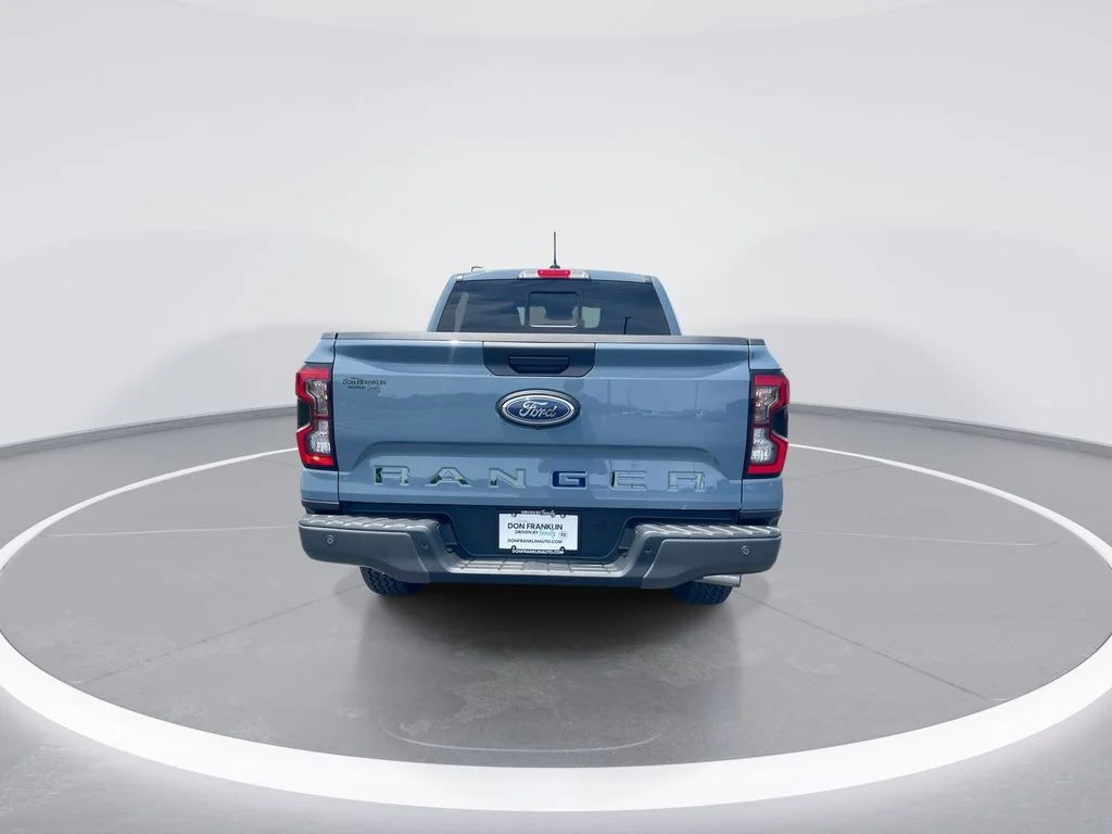 Used 2024 Gray Ford Lariat image 7
