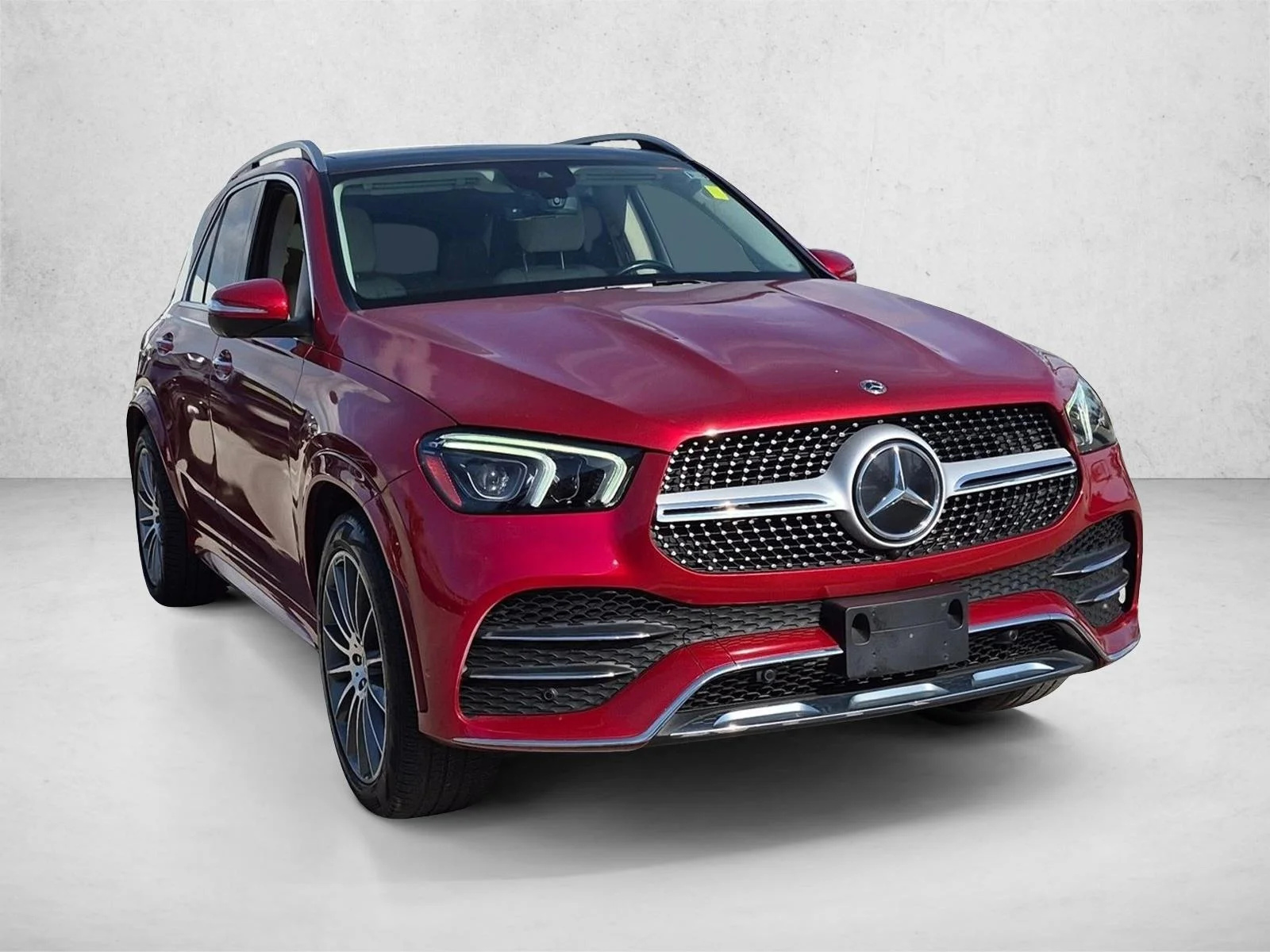 Used 2022 Manufaktur Cardinal Red Metallic Mercedes-Benz GLE 350 image 3