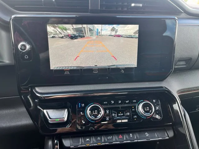 Used 2022 TITANIUM RUSH METALLIC GMC AT4 image 9
