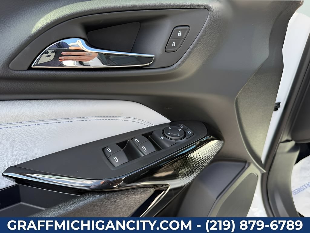 2026 Chevrolet Trax LT - Photo 9