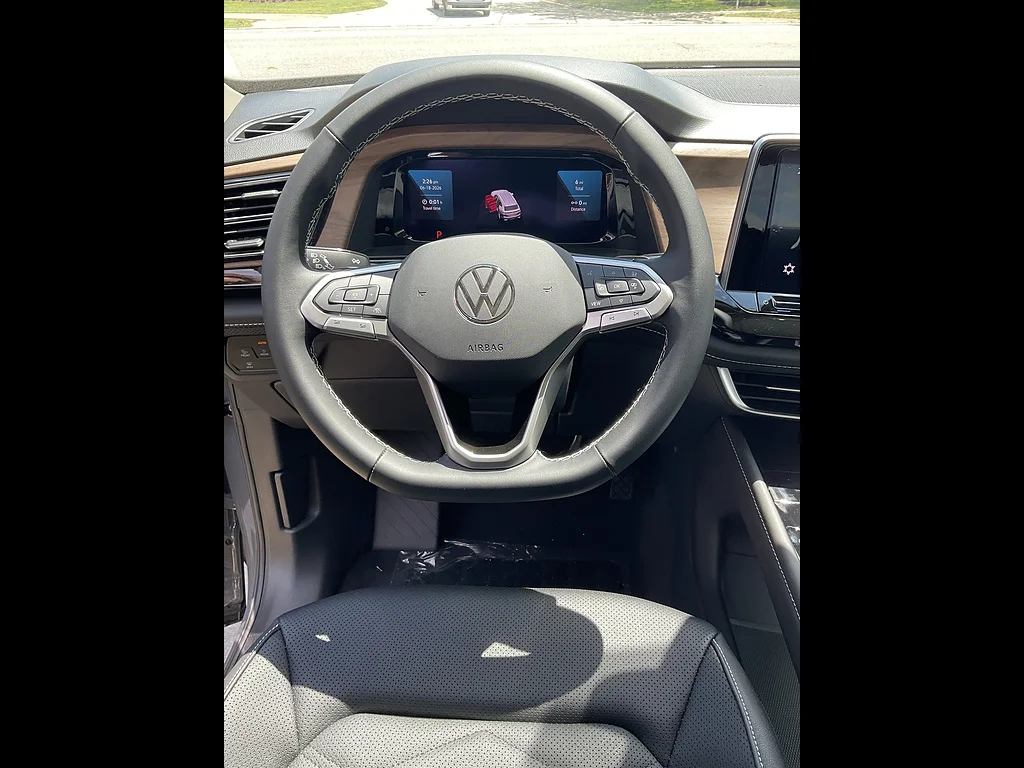 New 2026 Pure Gray Volkswagen SE 4Motion image 8