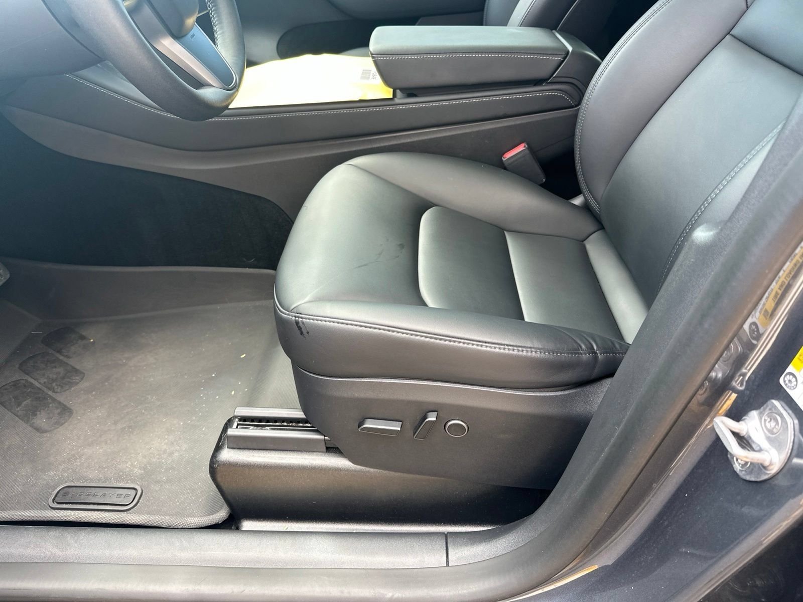 Used 2023 Midnight Silver Metallic Tesla Long Range image 19