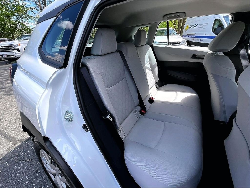 Used 2026 Beige Toyota L image 15