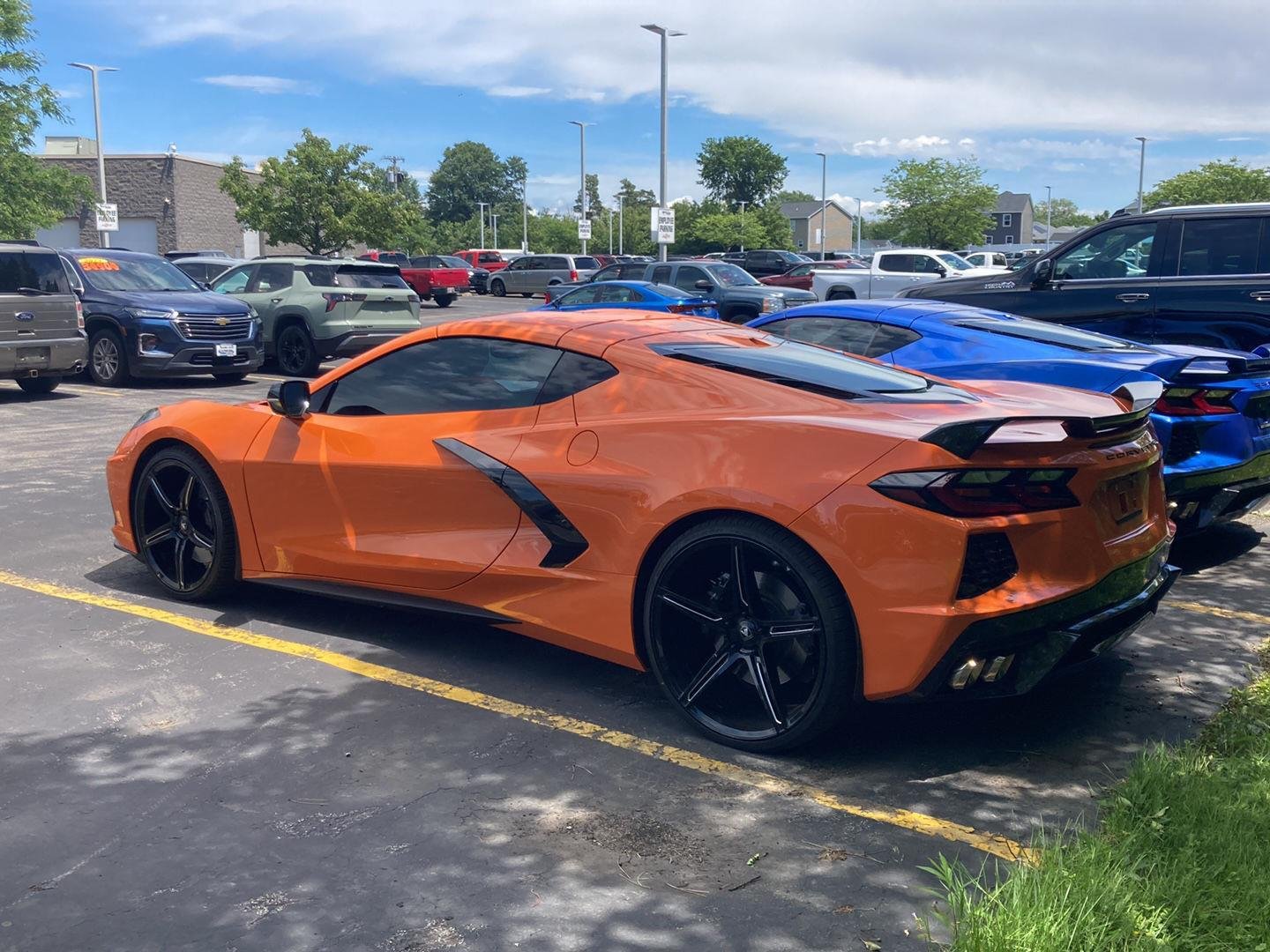 Used 2022 Amplify Orange Tintcoat Chevrolet 2LT image 5