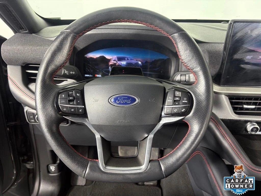 Used 2025 Gray Ford ST-Line image 2