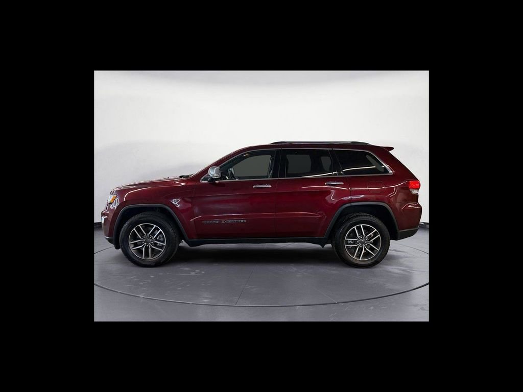 Used 2021 Red Jeep Limited image 3