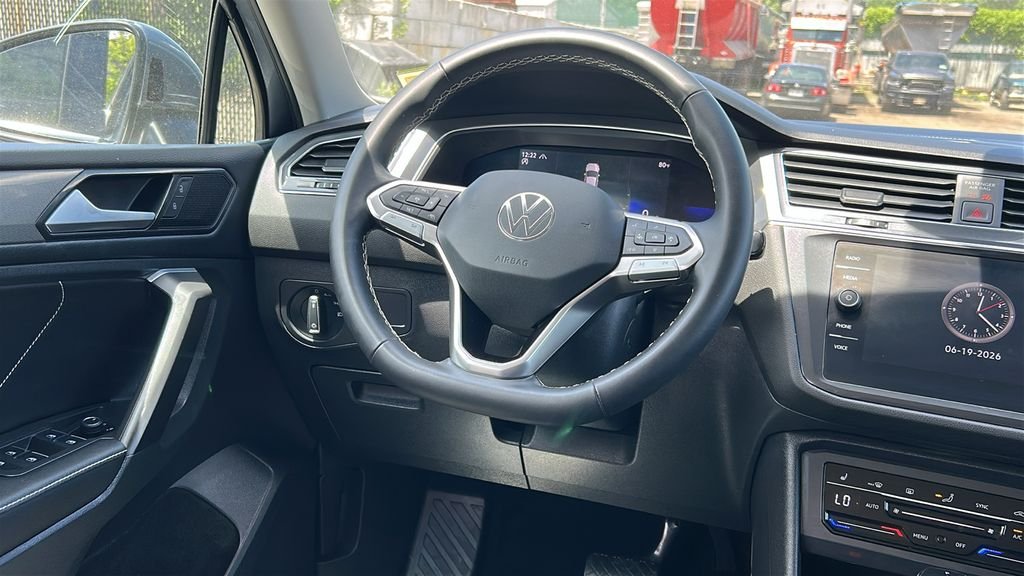 Certified Used 2023 Gray Volkswagen 2.0T SE image 21