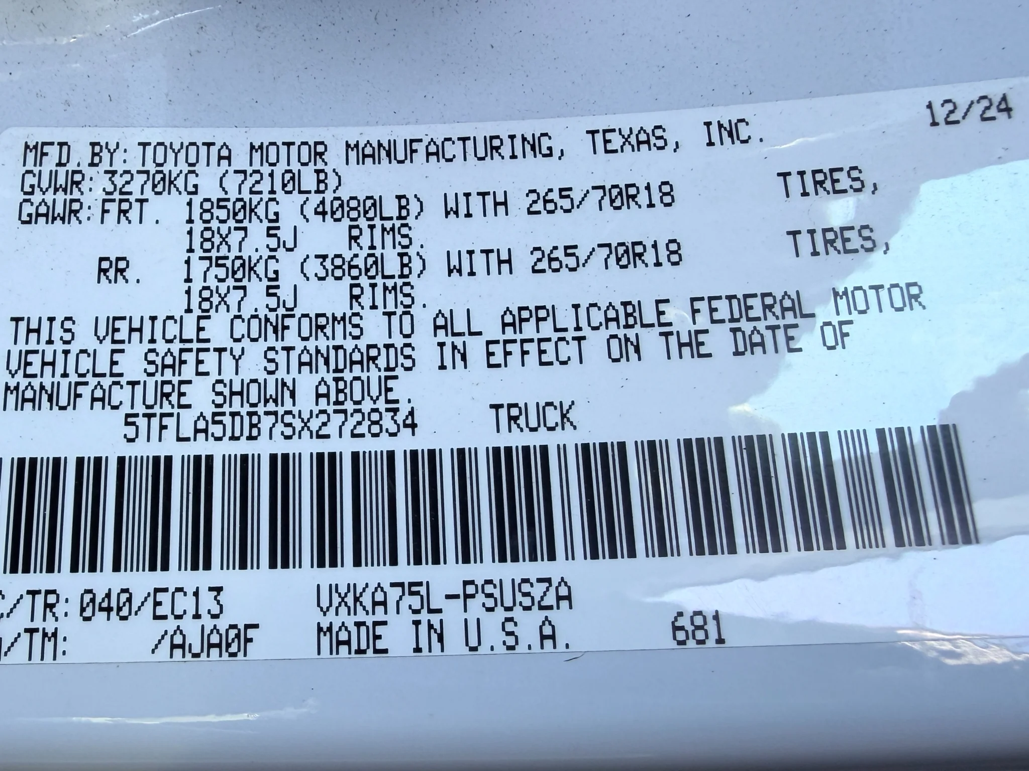 Used 2025 Ice Cap Toyota SR5 image 18