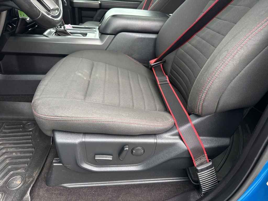 Used 2019 Velocity Blue Ford XL image 18