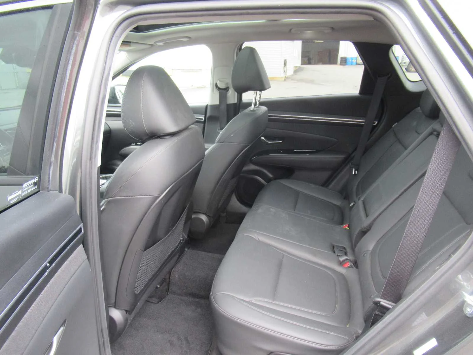 Used 2024 Amazon Gray Hyundai SEL Convenience image 15