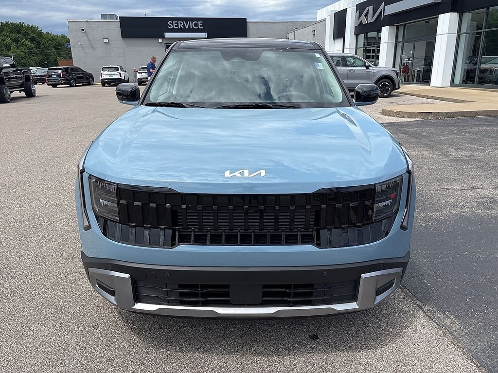 New 2027 Frost Blue / Black Roof Kia S image 3