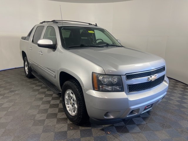 2011 Chevrolet Avalanche LS