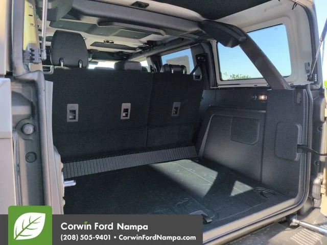 New 2026 Marsh Gray Ford Badlands® image 29