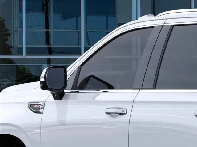 2026 GMC Yukon Denali - Photo 12